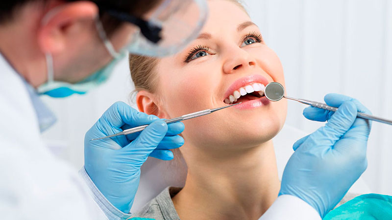 Где лучше лечить зубы в платной или бесплатной стоматологии